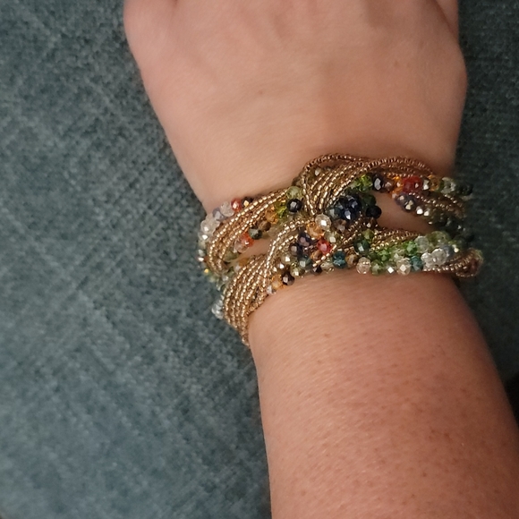 Sparkly Multi Colored Beaded Necklace w/ Magnetic Closure - Picture 10 of 12